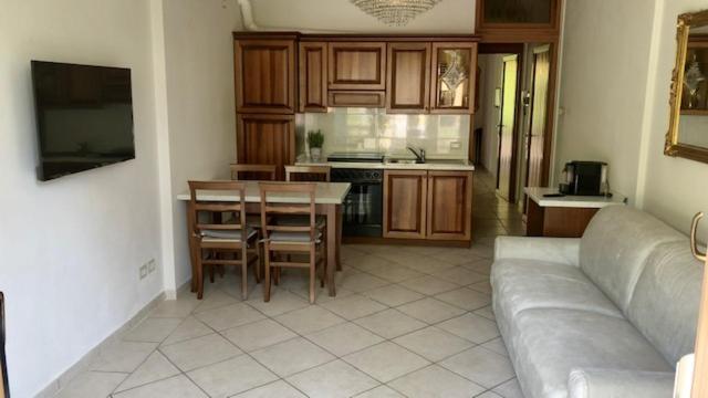 Residence Villa Margherita Cannobio Esterno foto